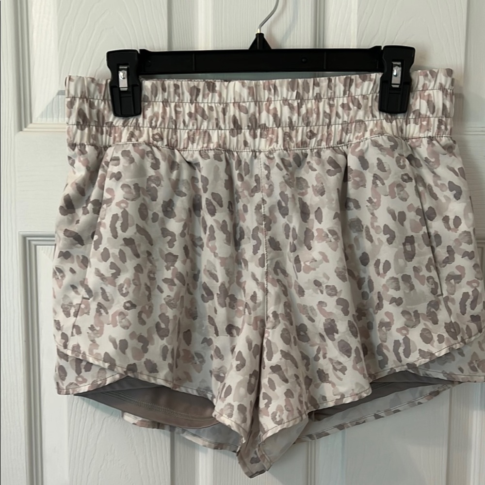 Avia Cream and Gray Athletic Shorts Lightweight Comfort